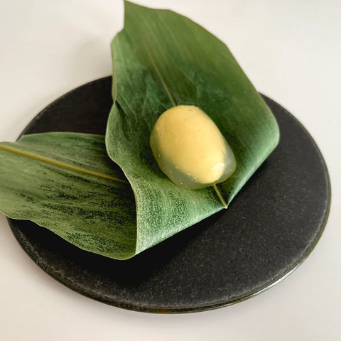 Custard Mochi in Bamboo Leaf 笹かすたーと